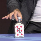 The Bottle von Adrián Vega